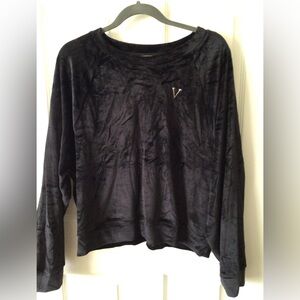 Victoria’s Secret crew neck top Sz X-Large